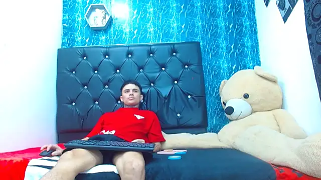 exotic hot couple online show from January 2025 01:22:01 AM