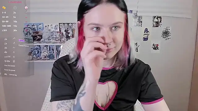 Snapshot of tender_kiitty chatting on November 2025 02:50:01 PM tender kiitty online show from November 2025 02:50:01 PM