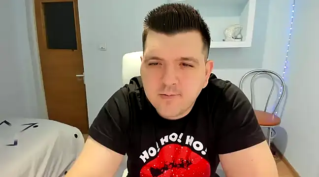 Snapshot of JasonJacks chatting on December 2024 10:39:01 AM JasonJacks online show from December 2024 10:39:01 AM