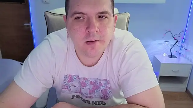 Snapshot of JasonJacks chatting on June 2026 10:07:01 AM JasonJacks online show from June 2026 10:07:01 AM