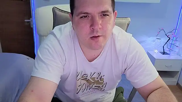 Snapshot of JasonJacks chatting on July 2026 05:46:02 AM JasonJacks online show from July 2026 05:46:02 AM