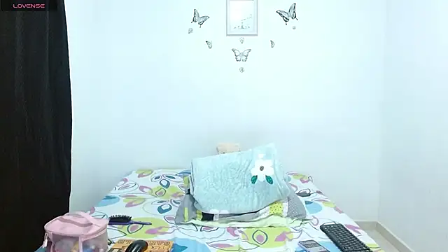 littleshydoll online show from February 2026 11:34:02 PM