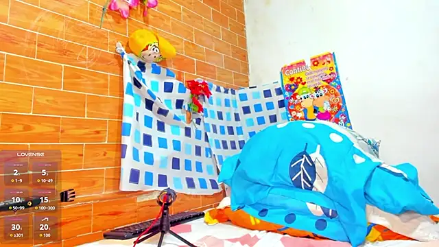 yonsol abril online show from November 2025 07:24:01 PM