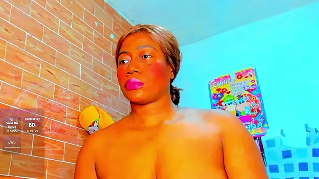 yonsol abril online show from February 2026 06:39:01 PM