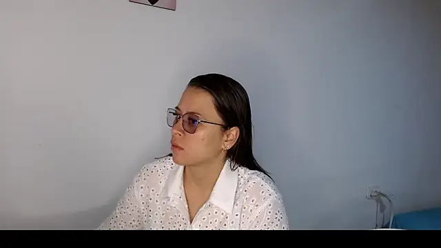 Paloma Desire online show from November 2025 01:00:01 PM