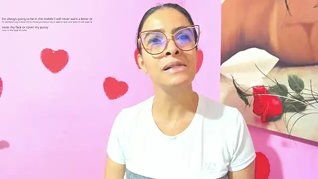 miss--flora online show from February 2025 06:35:02 PM