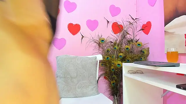 miss--flora online show from March 2025 08:03:02 PM