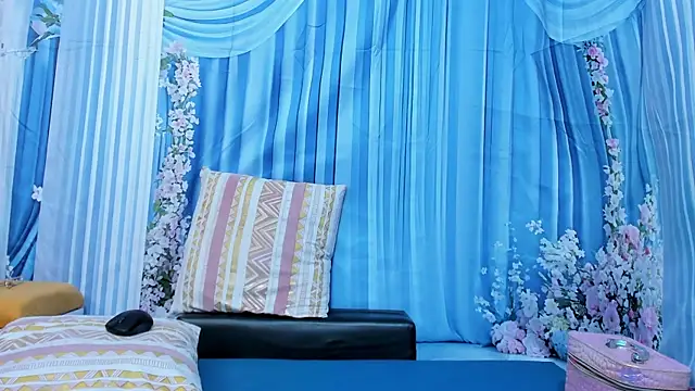 miss--flora online show from June 2026 02:02:02 AM
