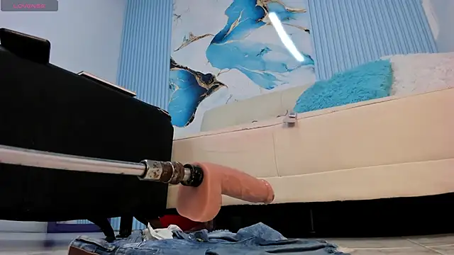 Danniela18  online show from March 2025 01:27:01 AM