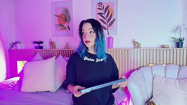 EmmaJhonnsson online show from February 2025 08:37:01 PM