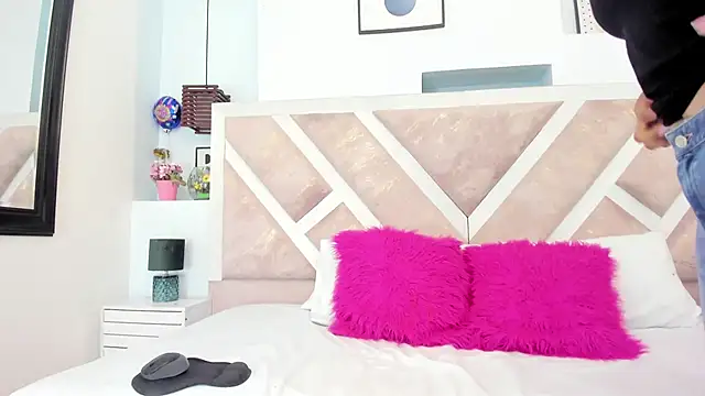 Snapshot of hotmature1 chatting on February 2026 11:03:02 AM hotmature1 online show from February 2026 11:03:02 AM