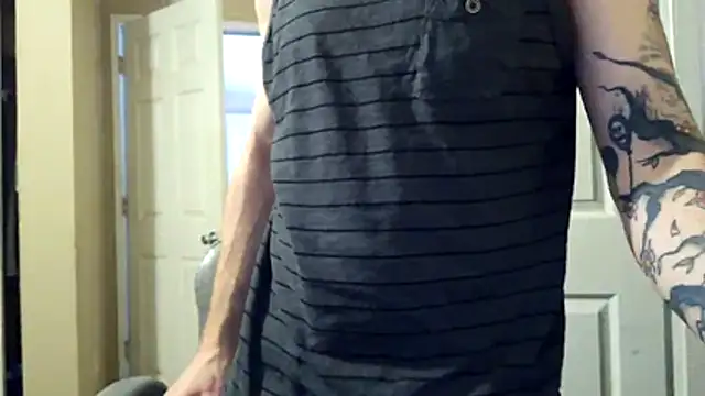 Huntzg23 online show from April 2026 03:01:04 AM