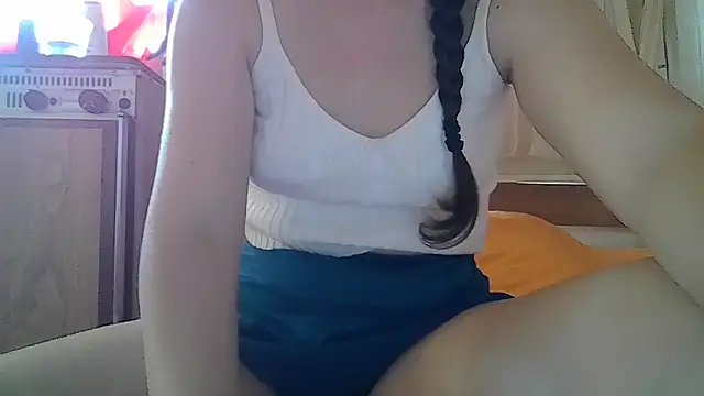 Snapshot of Eleni_Pappa chatting on May 2026 12:23:01 PM Eleni Pappa online show from May 2026 12:23:01 PM