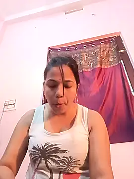 Snapshot of Hot-shot99 chatting on January 2025 09:27:01 AM Hot-shot99 online show from January 2025 09:27:01 AM