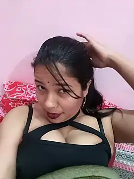 Snapshot of Hot-shot99 chatting on January 2025 04:28:02 PM Hot-shot99 online show from January 2025 04:28:02 PM