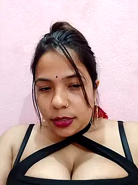 Snapshot of Hot-shot99 chatting on January 2025 07:59:02 PM Hot-shot99 online show from January 2025 07:59:02 PM