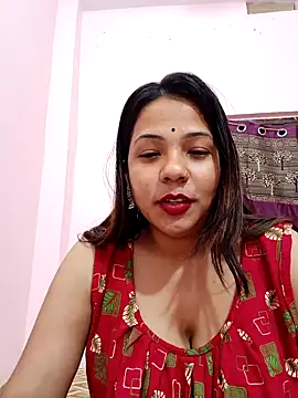 Snapshot of Hot-shot99 chatting on February 2025 06:53:01 PM Hot-shot99 online show from February 2025 06:53:01 PM