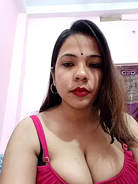 Snapshot of Hot-shot99 chatting on March 2025 05:28:02 PM Hot-shot99 online show from March 2025 05:28:02 PM