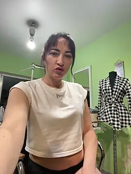 AnneHaddaway online show from April 2026 07:53:01 PM