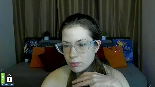 Snapshot of Alicia_redfollow chatting on January 2025 12:39:02 AM Alicia redfollow online show from January 2025 12:39:02 AM