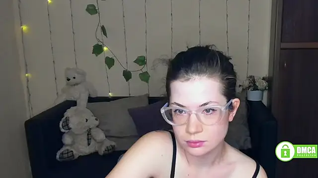 Snapshot of Alicia_redfollow chatting on February 2025 06:30:01 PM Alicia redfollow online show from February 2025 06:30:01 PM