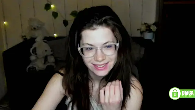 Snapshot of Alicia_redfollow chatting on February 2025 02:17:02 AM Alicia redfollow online show from February 2025 02:17:02 AM