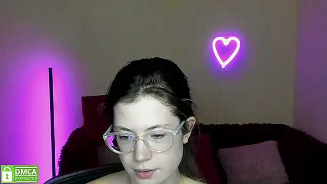 Snapshot of Alicia_redfollow chatting on March 2025 03:49:01 PM Alicia redfollow online show from March 2025 03:49:01 PM