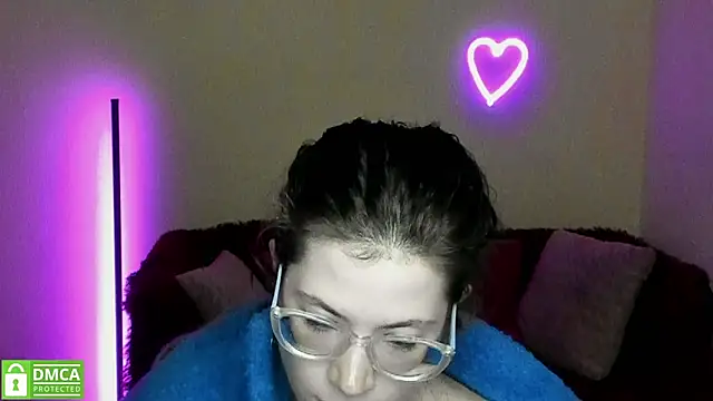 Snapshot of Alicia_redfollow chatting on March 2025 03:35:02 AM Alicia redfollow online show from March 2025 03:35:02 AM