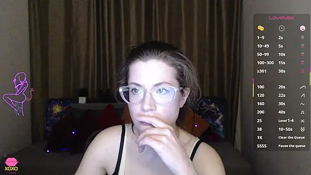 Snapshot of Alicia_redfollow chatting on March 2025 06:21:02 PM Alicia redfollow online show from March 2025 06:21:02 PM