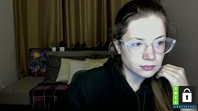 Snapshot of Alicia_redfollow chatting on September 2025 11:23:01 AM Alicia redfollow online show from September 2025 11:23:01 AM