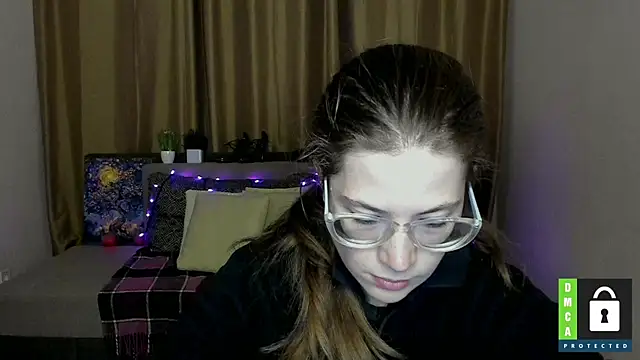 Snapshot of Alicia_redfollow chatting on September 2025 05:29:02 PM Alicia redfollow online show from September 2025 05:29:02 PM