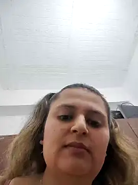 Miss balloonsmila online show from December 2024 08:32:01 PM