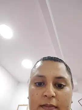 Miss balloonsmila online show from March 2025 12:22:01 AM