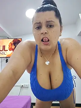 Miss balloonsmila online show from October 2025 05:27:02 AM