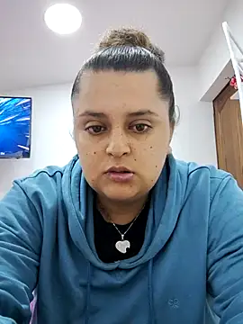 Miss balloonsmila online show from November 2025 01:39:01 AM