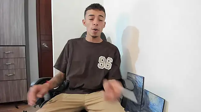 twink latino5 online show from March 2025 02:51:01 AM