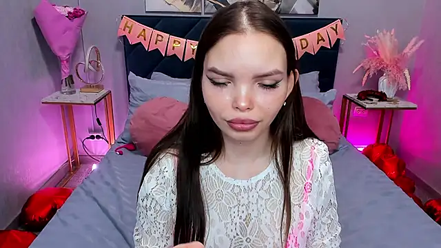 Curvy Dynamite  online show from March 2026 01:22:02 AM