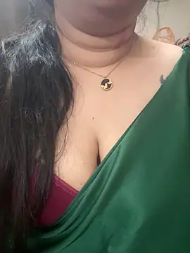 Snapshot of Akhi_Akshaya chatting on December 2024 06:58:02 PM Akhi Akshaya online show from December 2024 06:58:02 PM