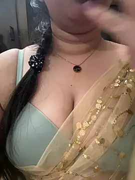 Snapshot of Akhi_Akshaya chatting on December 2024 06:10:01 PM Akhi Akshaya online show from December 2024 06:10:01 PM