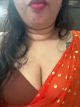 Snapshot of Akhi_Akshaya chatting on January 2025 05:37:01 PM Akhi Akshaya online show from January 2025 05:37:01 PM