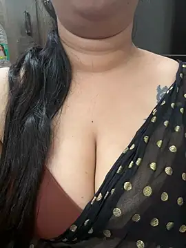 Snapshot of Akhi_Akshaya chatting on January 2025 10:08:02 PM Akhi Akshaya online show from January 2025 10:08:02 PM