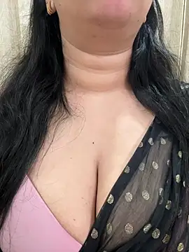 Snapshot of Akhi_Akshaya chatting on January 2025 12:06:02 AM Akhi Akshaya online show from January 2025 12:06:02 AM