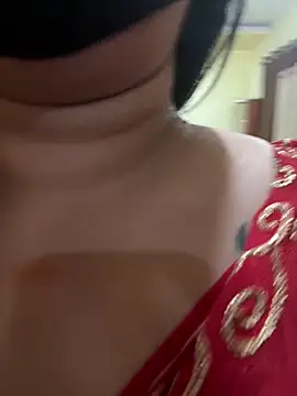 Snapshot of Akhi_Akshaya chatting on January 2025 10:35:02 PM Akhi Akshaya online show from January 2025 10:35:02 PM