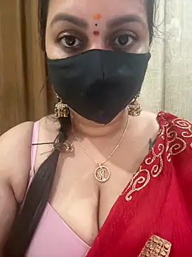 Snapshot of Akhi_Akshaya chatting on January 2025 09:04:02 PM Akhi Akshaya online show from January 2025 09:04:02 PM