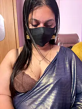 Snapshot of Akhi_Akshaya chatting on November 2025 06:21:01 PM Akhi Akshaya online show from November 2025 06:21:01 PM