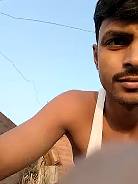 Suraj223kumar online show from October 2025 01:03:02 AM