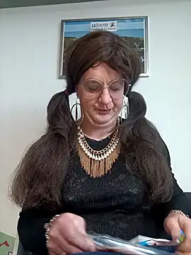 Snapshot of sexynadinets89 chatting on February 2025 06:31:01 AM sexynadinets89 online show from February 2025 06:31:01 AM