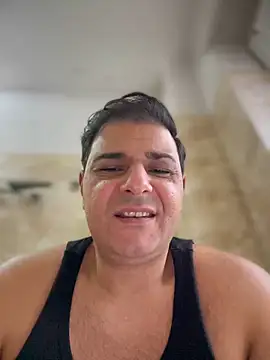 SecretlyDD online show from February 2025 01:41:01 PM