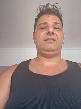 SecretlyDD online show from February 2025 06:31:02 PM