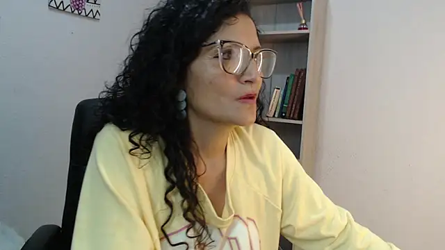 arianna ros3 online show from December 2024 12:09:02 AM